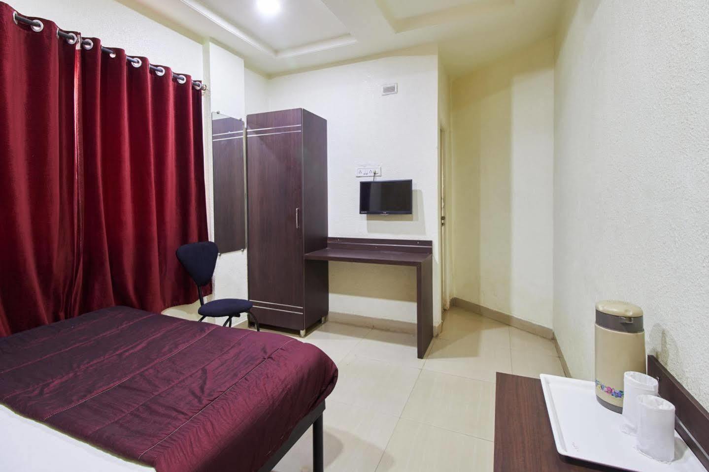 Hotel Preetam Aurangabad Luaran gambar