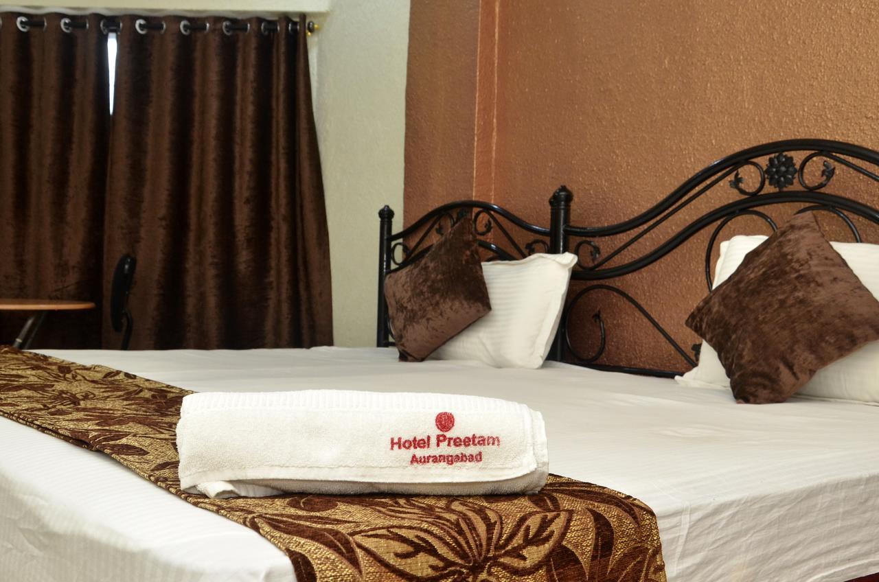 Hotel Preetam Aurangabad Luaran gambar